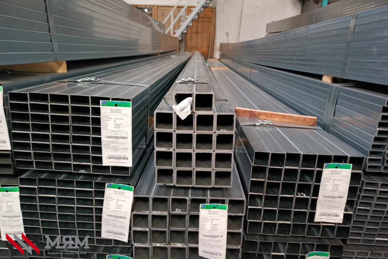 Hollow section steel