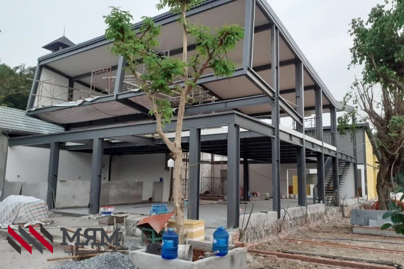 Pre-Engineered Steel Building